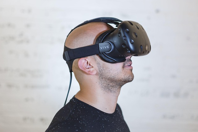Fremtidens online spil: Virtual reality og kunstig intelligens